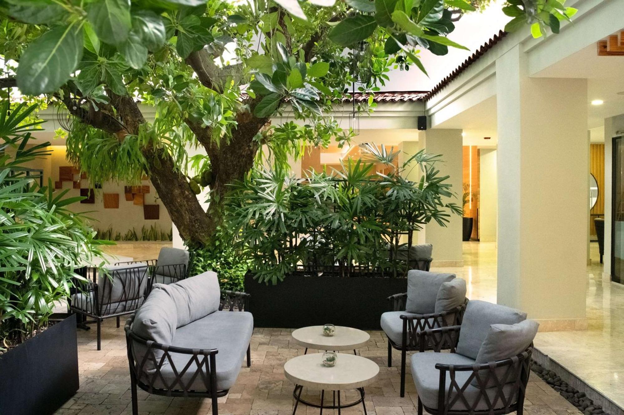 Hilton San Salvador Hotell Eksteriør bilde